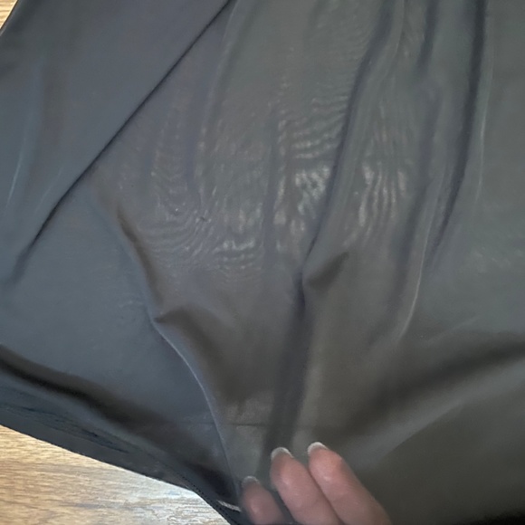 See through top - Picture 2 of 2